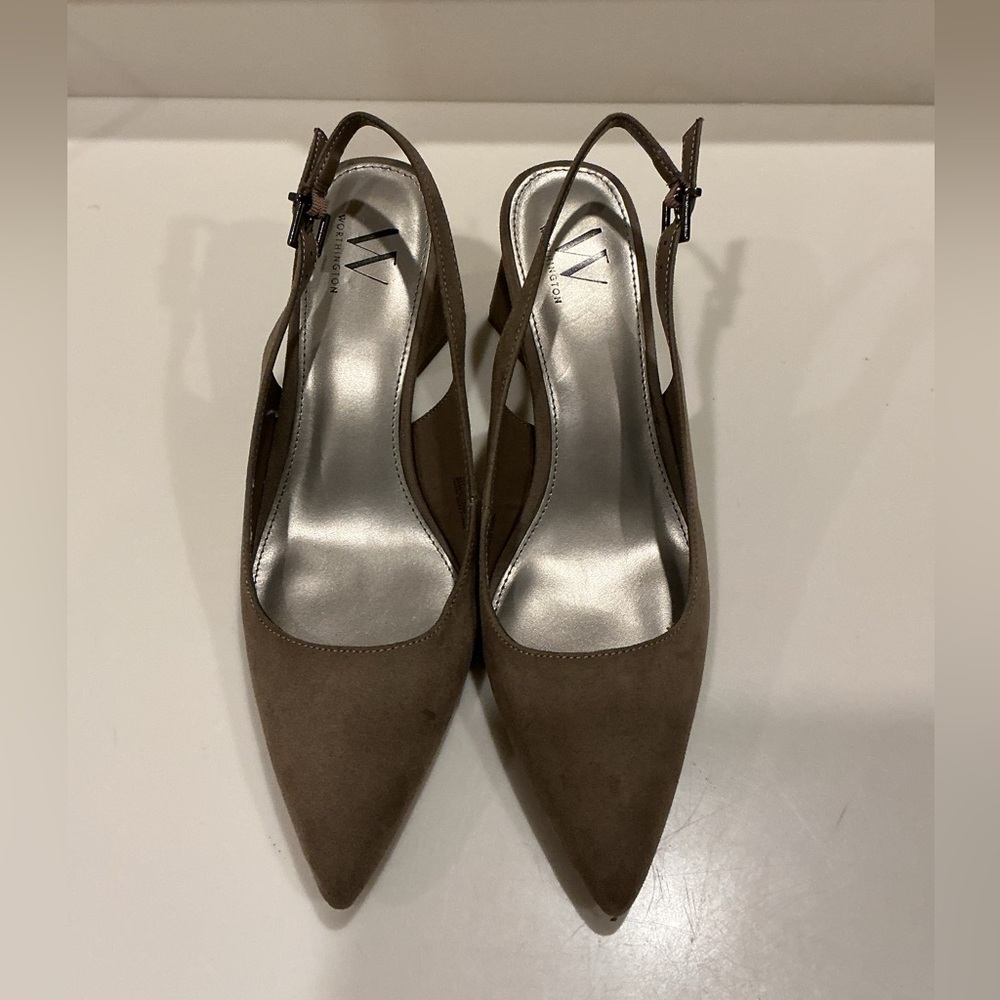 Worthington Tan Slingback Heels